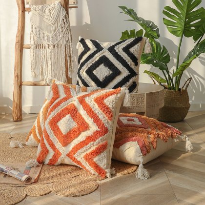 Decorative Diamond Geometric Pattern Tufted and Tasseled Morocco Super Soft Thick Throw Pillow Cover Wholesale