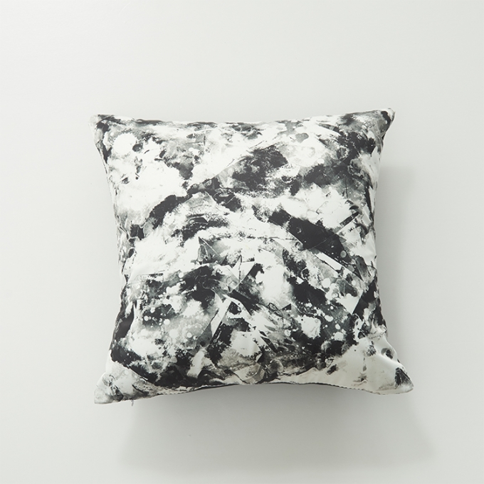 Chinese Ink Painting Polyester Pillow Case With Different Color Side